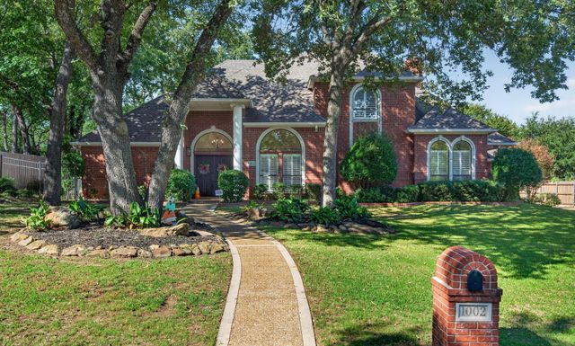 1002 Chimney Hill Trl — Chimney Hill Add