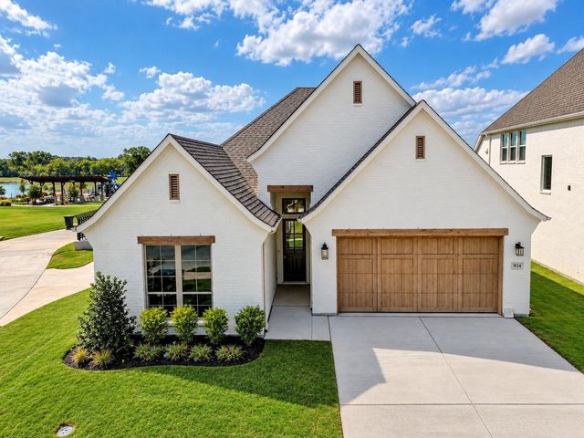 934 Sandpiper Dr — Parks of Aledo - The Lakes