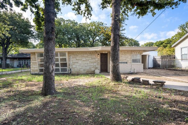 4112 Creech St — Burkitts G W Sub