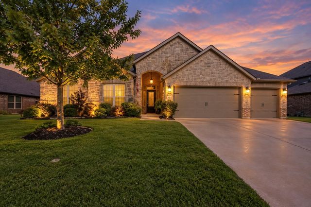 284 Goliad Trl — Villages Of Fox Hollow Ph 2