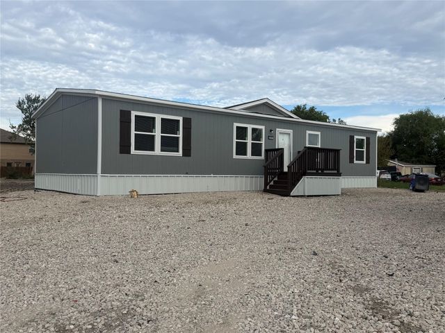 2507 Greenfield — Greenfield