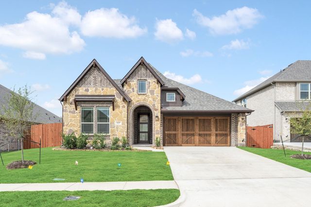 937 Cardinal Dr — Mockingbird Heights Classic 80
