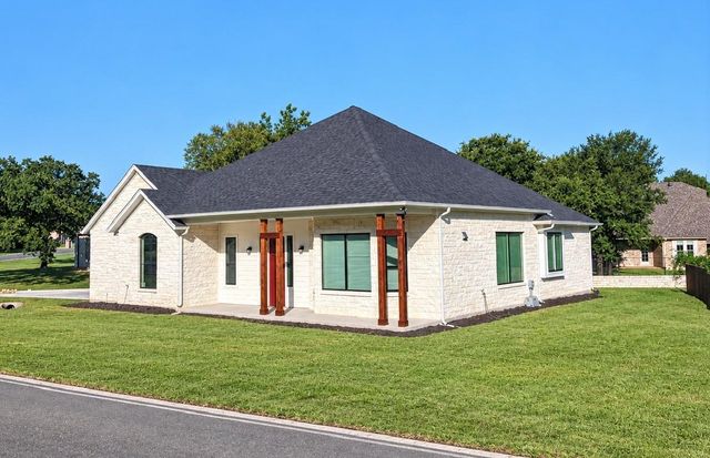 7006 Westover Dr — Pecan Plantation