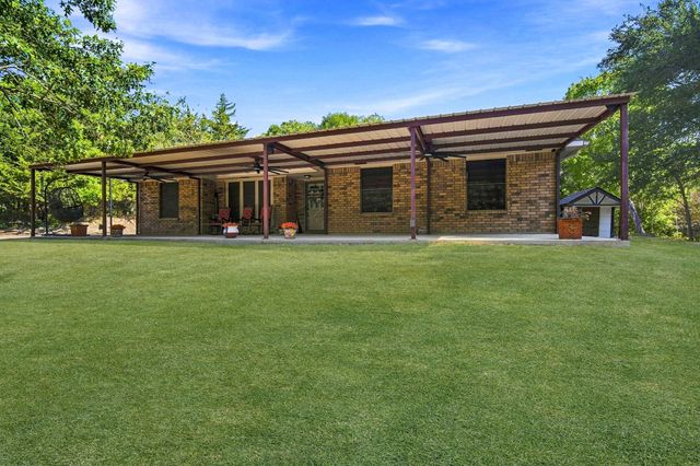 2815 Bells Chapel Rd — T R Follett