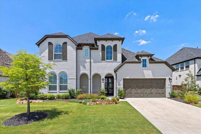 2260 Rainforest Dr — Star Trail Ph Seven