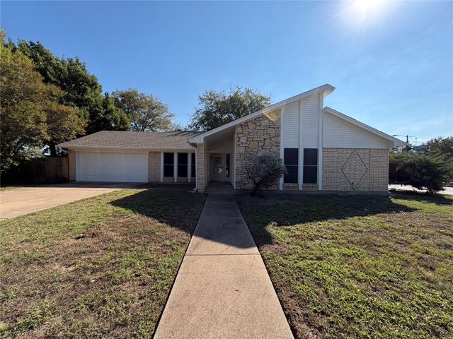 5700 Bermuda Dr — Holiday West Add