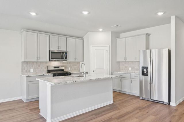 2209 Cottongrass Dr — Westmoor