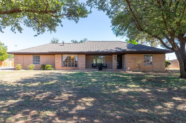 2625 Shoreline Dr — Lytle Shores