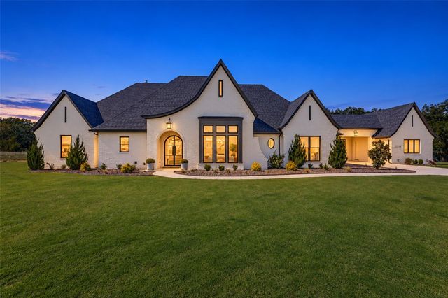 2005 Meadow Bend Ct — Creekside Estates