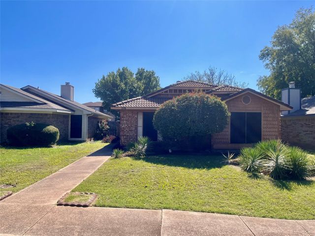 1116 Sandalwood Ln — Southpointe